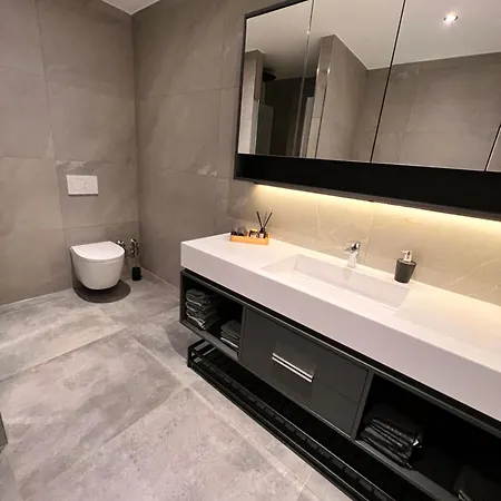 Neubau Maisonette 2,5 דירה Mönchengladbach